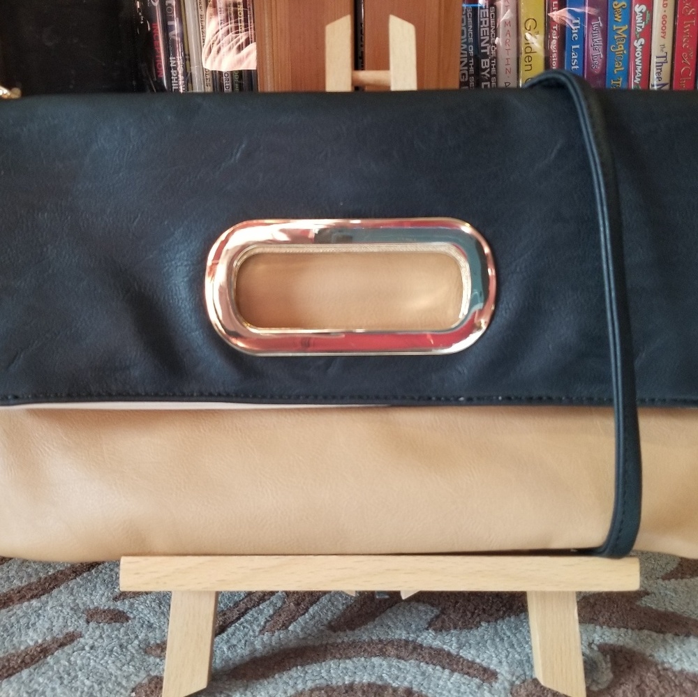 Aldo Ventur Clutch Foldover handbag 